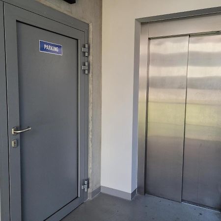 Apartament Gliwice Centrum Dunikowskiego Z Garazem Ngoại thất bức ảnh